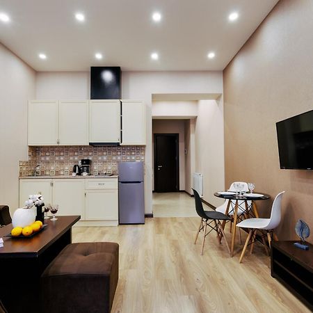 Residence North Avenue, Teryan 8. 14 2 Ереван Экстерьер фото